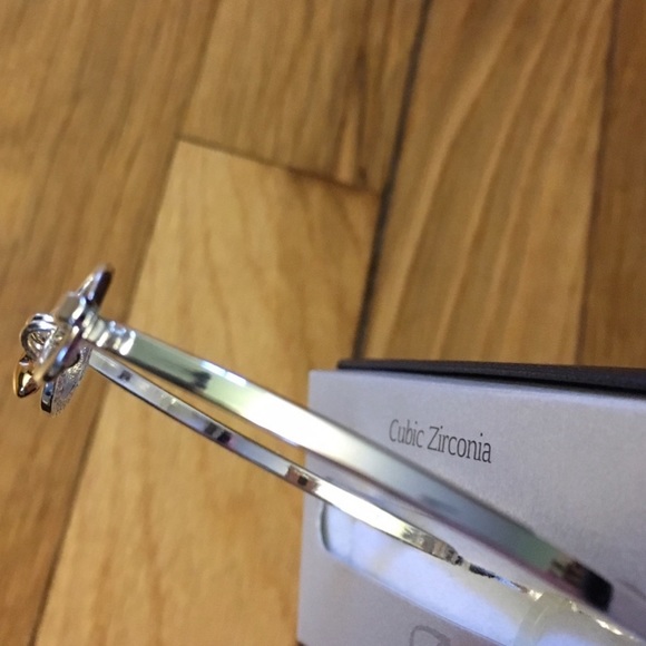 Initial A bracelet - Picture 8 of 9